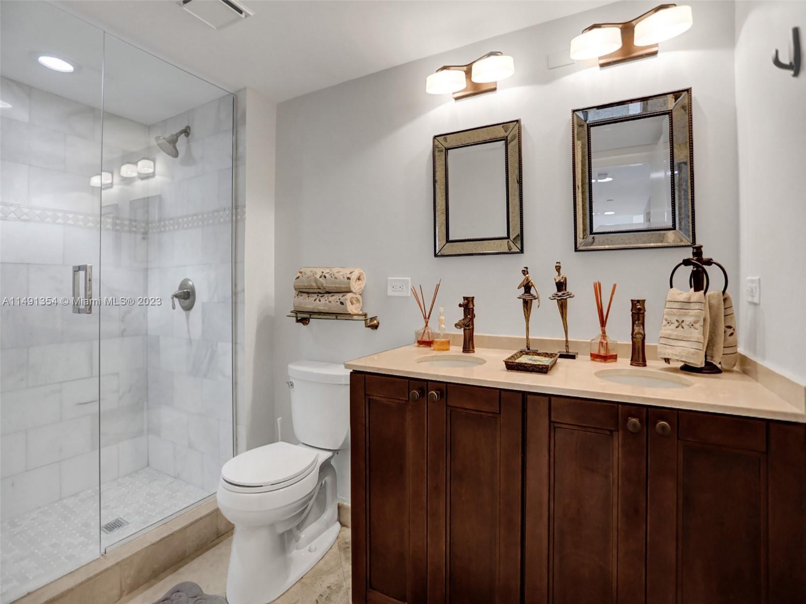 21205 Yacht Club Dr, Aventura, FL, 33180 United States, 2 Bedrooms Bedrooms, ,2 BathroomsBathrooms,Residential,For Sale,Yacht Club Dr,A11491354