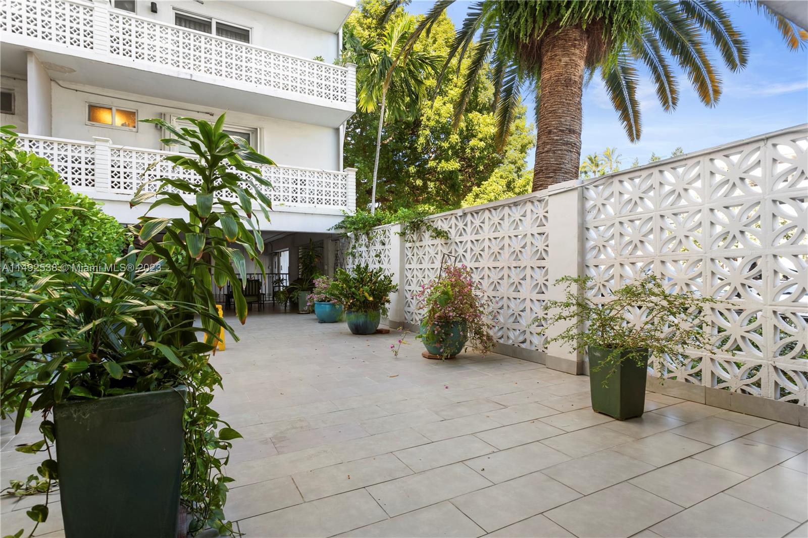 1614 West Ave 204, Miami Beach, Florida 33139, 1 Bedroom Bedrooms, ,1 BathroomBathrooms,Residentiallease,For Rent,1614 West Ave 204,A11492538