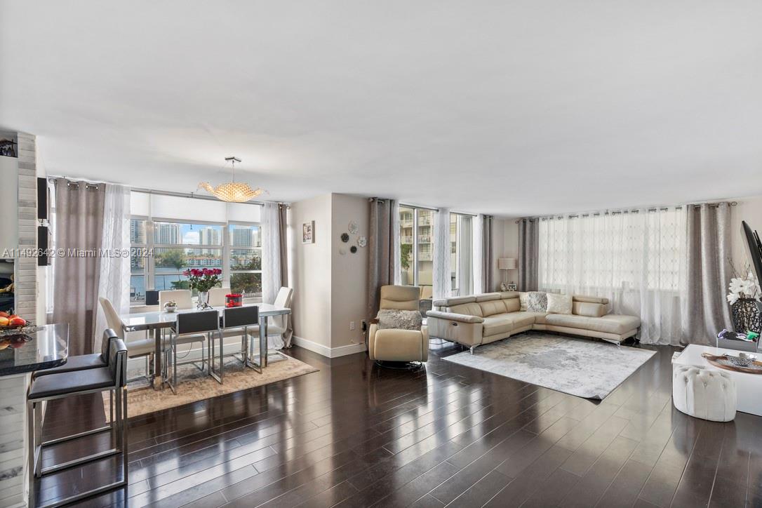 2750 NE 183rd St 302, Aventura, Florida 33160, 2 Bedrooms Bedrooms, ,2 BathroomsBathrooms,Residential,For Sale,2750 NE 183rd St 302,A11492642