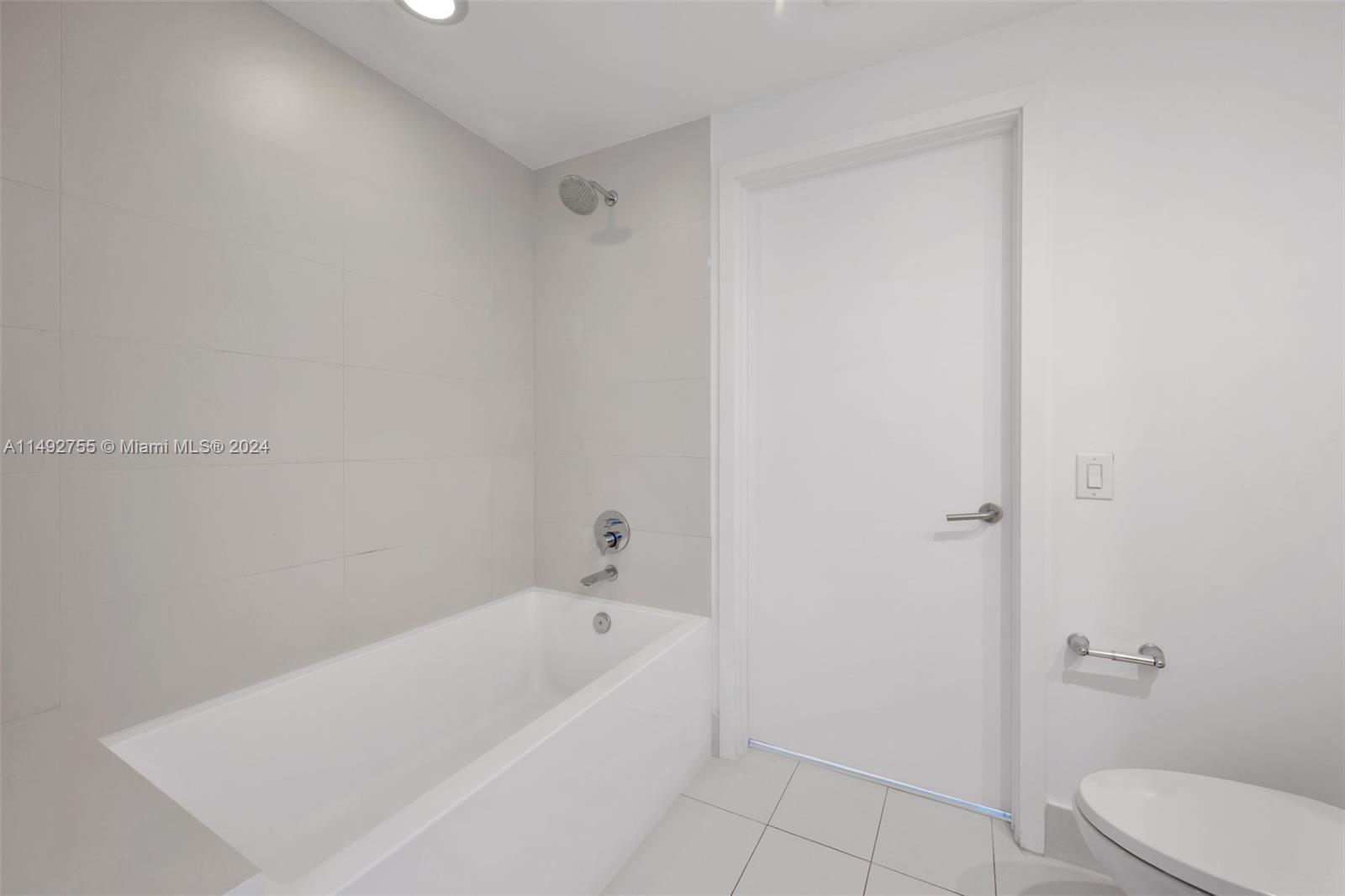 501 NE 31st St 2110, Miami, Florida 33137, 2 Bedrooms Bedrooms, ,2 BathroomsBathrooms,Residential,For Sale,501 NE 31st St 2110,A11492755