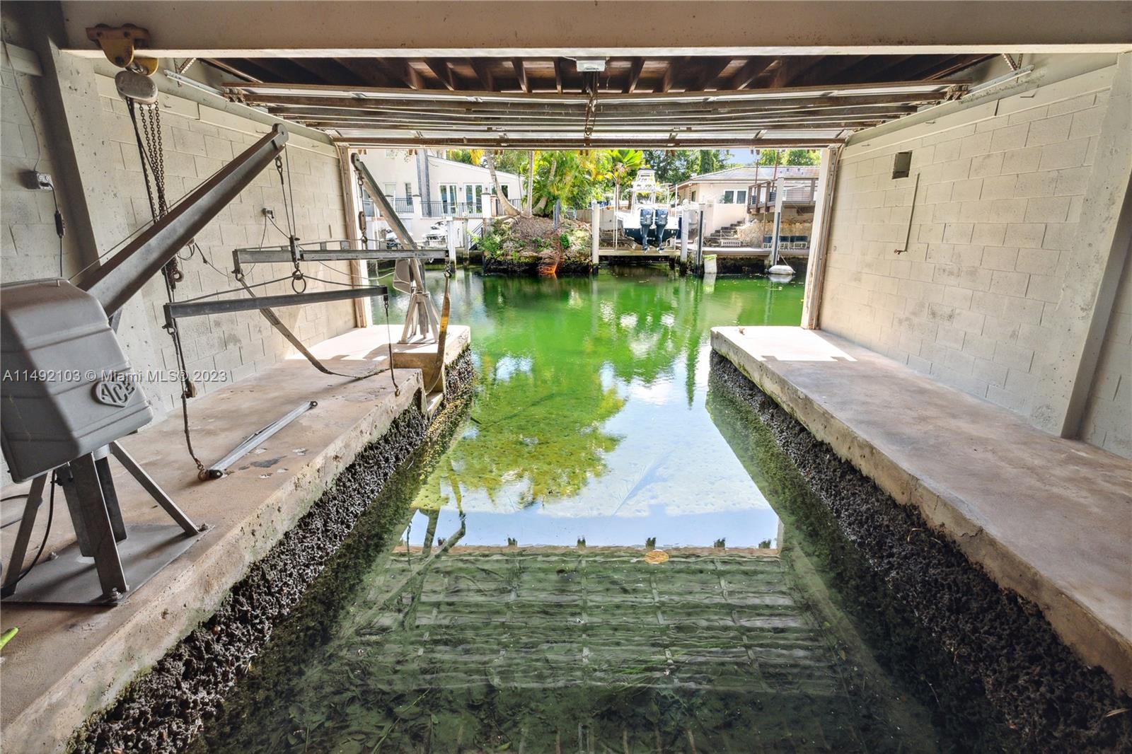Dock