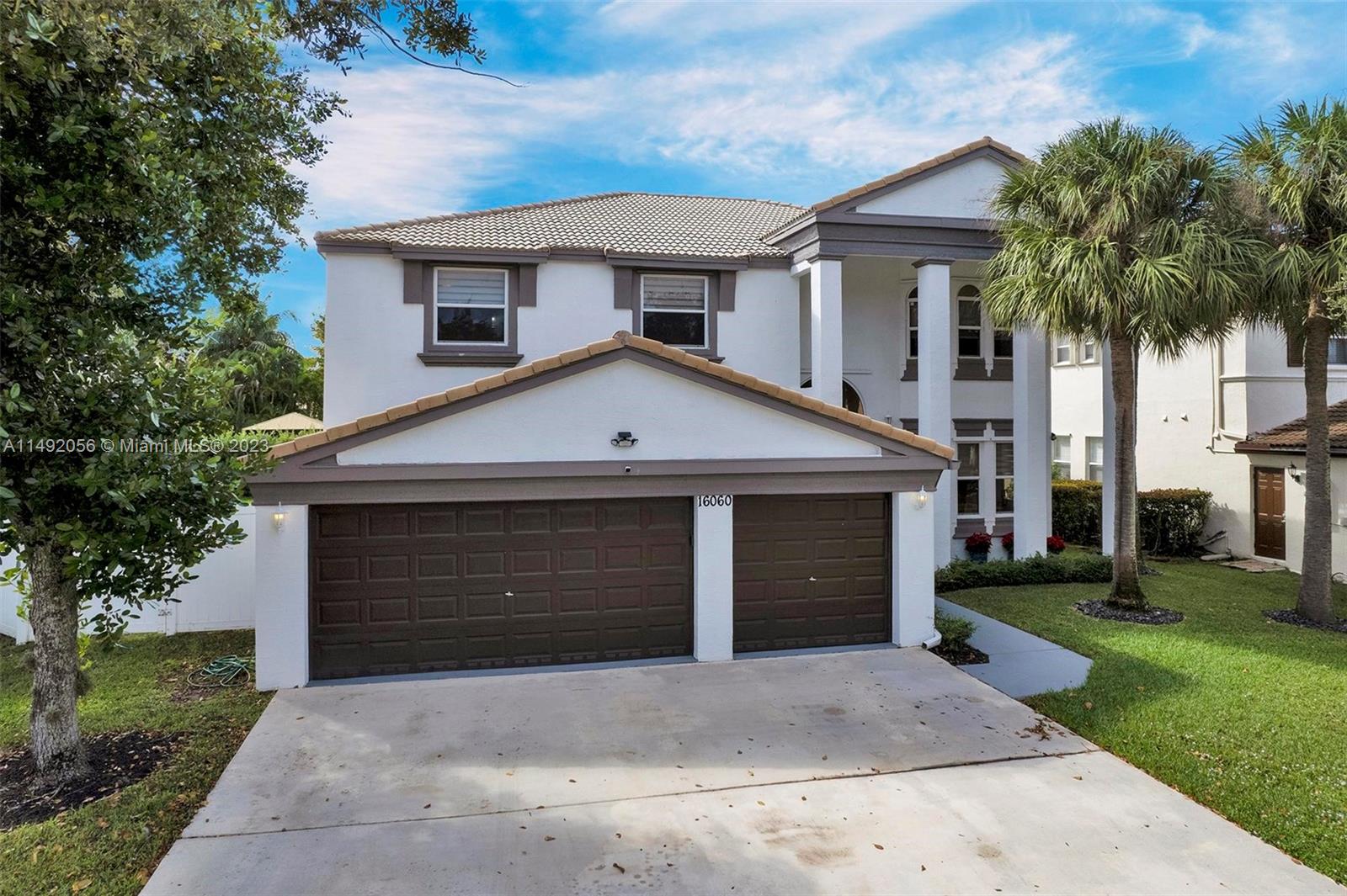 Riviera Isles II 5 bedroom Single Family House For Sale 16060 Sw 49th