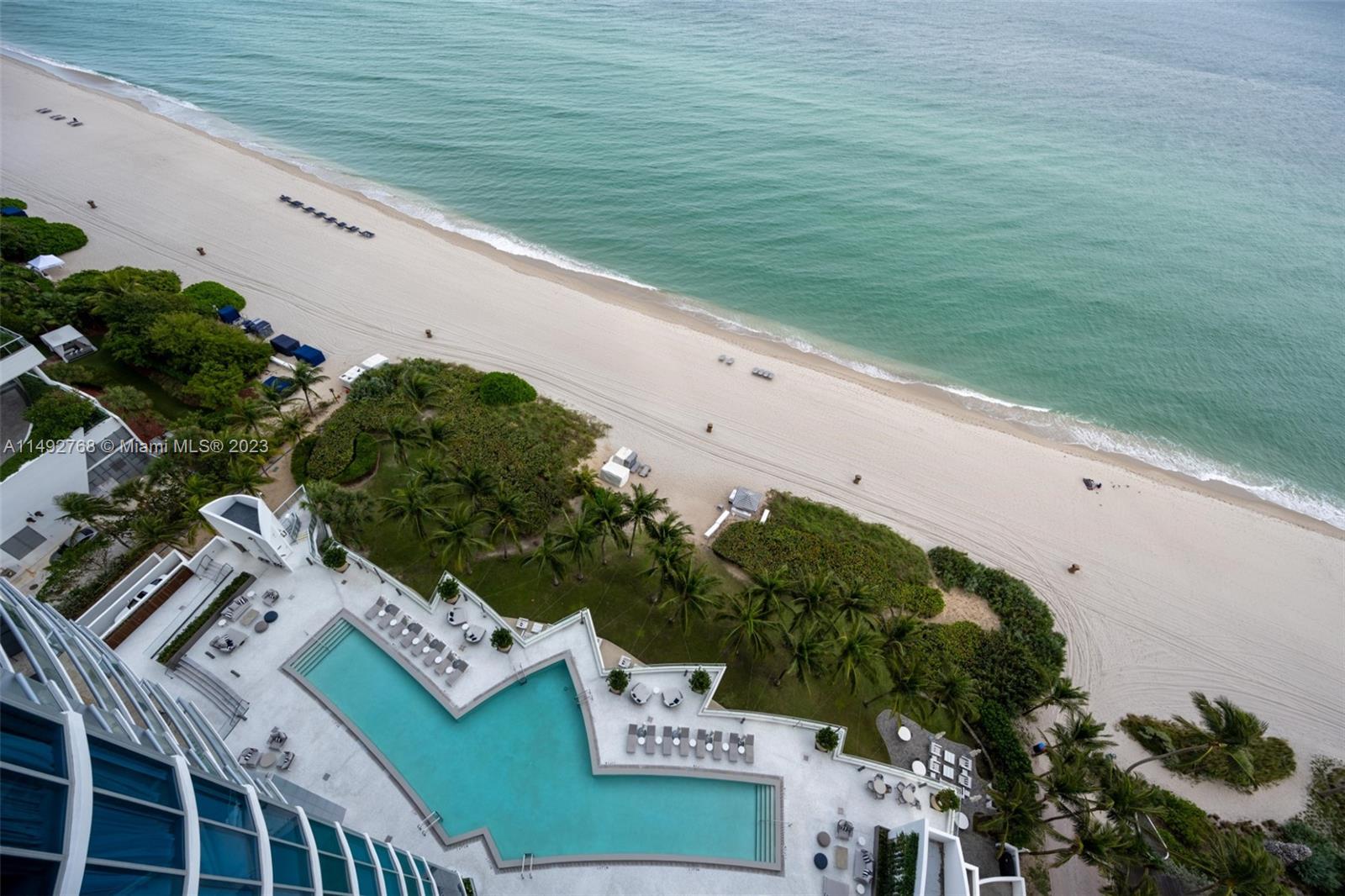 17001 Collins Ave, Sunny Isles Beach, FL, 33160 United States, 3 Bedrooms Bedrooms, ,3 BathroomsBathrooms,Residential,For Sale,Collins Ave,A11492768