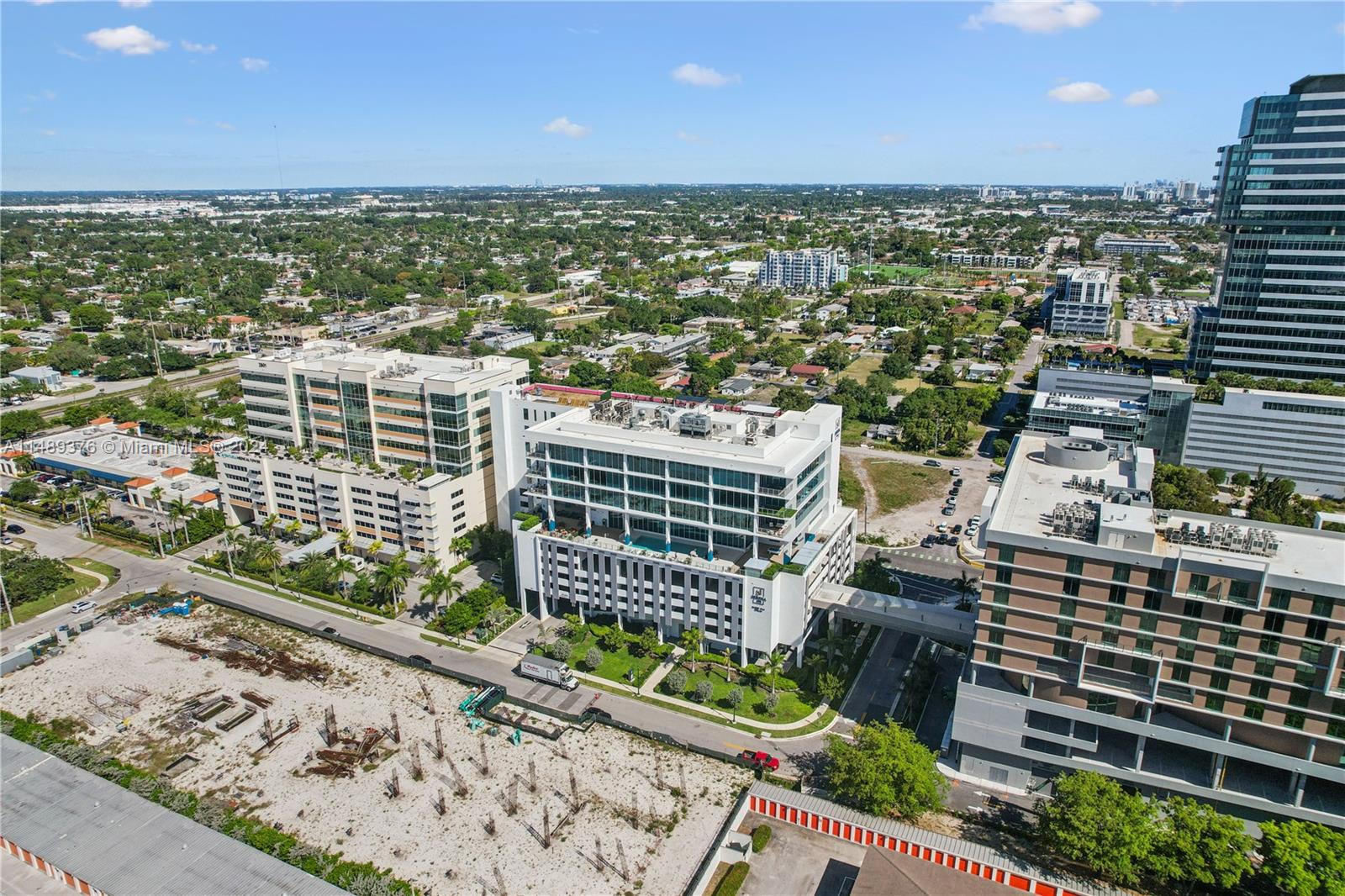 2820 NE 214th St 909, Aventura, Florida 33180, ,Commerciallease,For Rent,2820 NE 214th St 909,A11489376