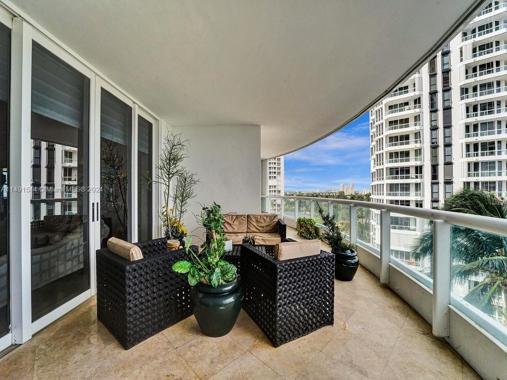 21050 Point Pl 901, Aventura, FL 33180, 3 Bedrooms Bedrooms, ,2 BathroomsBathrooms,Residential,For Sale,Point Pl,A11491544