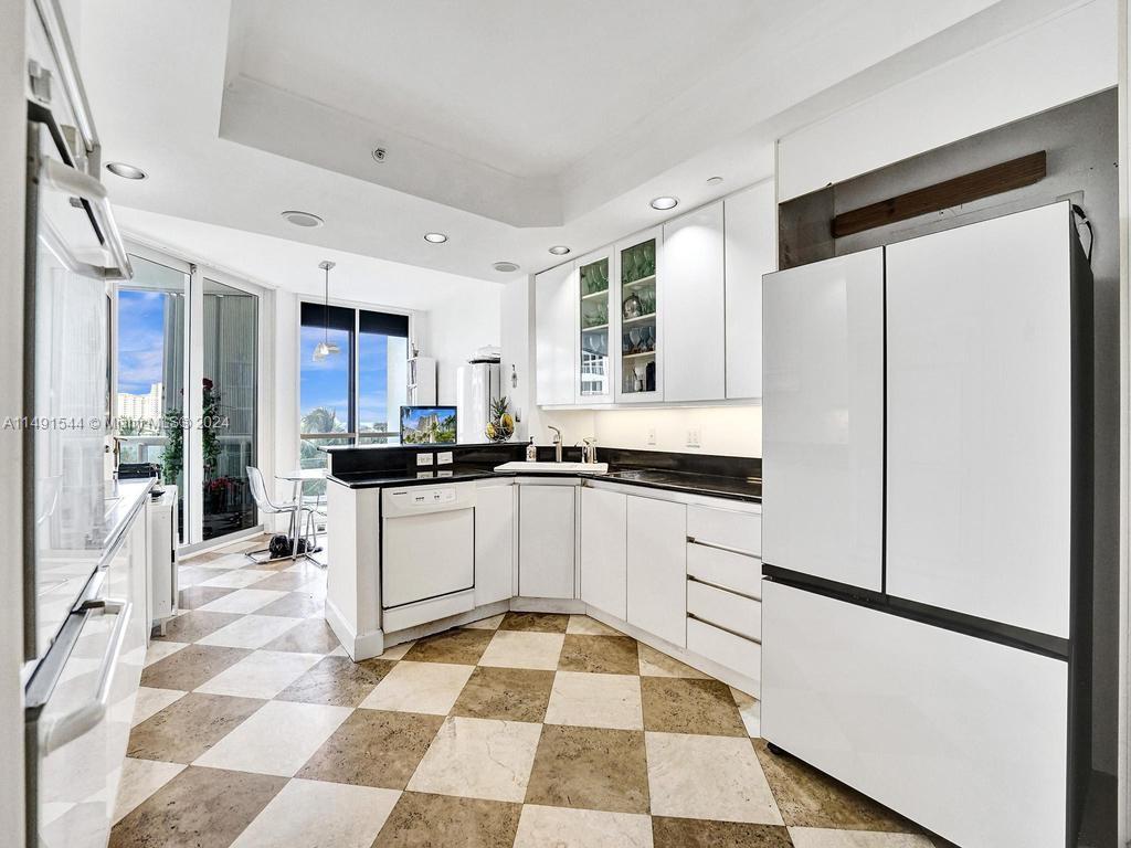 21050 Point Pl 901, Aventura, FL 33180, 3 Bedrooms Bedrooms, ,2 BathroomsBathrooms,Residential,For Sale,Point Pl,A11491544