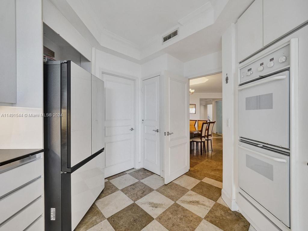 21050 Point Pl 901, Aventura, FL 33180, 3 Bedrooms Bedrooms, ,2 BathroomsBathrooms,Residential,For Sale,Point Pl,A11491544