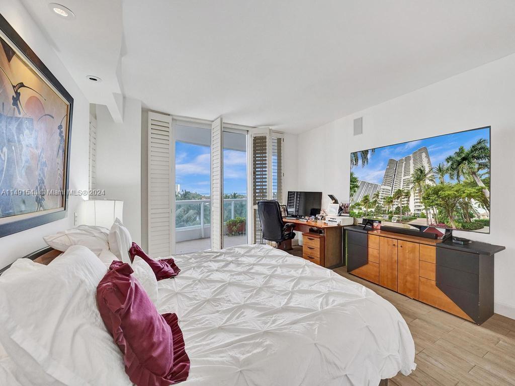 21050 Point Pl 901, Aventura, FL 33180, 3 Bedrooms Bedrooms, ,2 BathroomsBathrooms,Residential,For Sale,Point Pl,A11491544