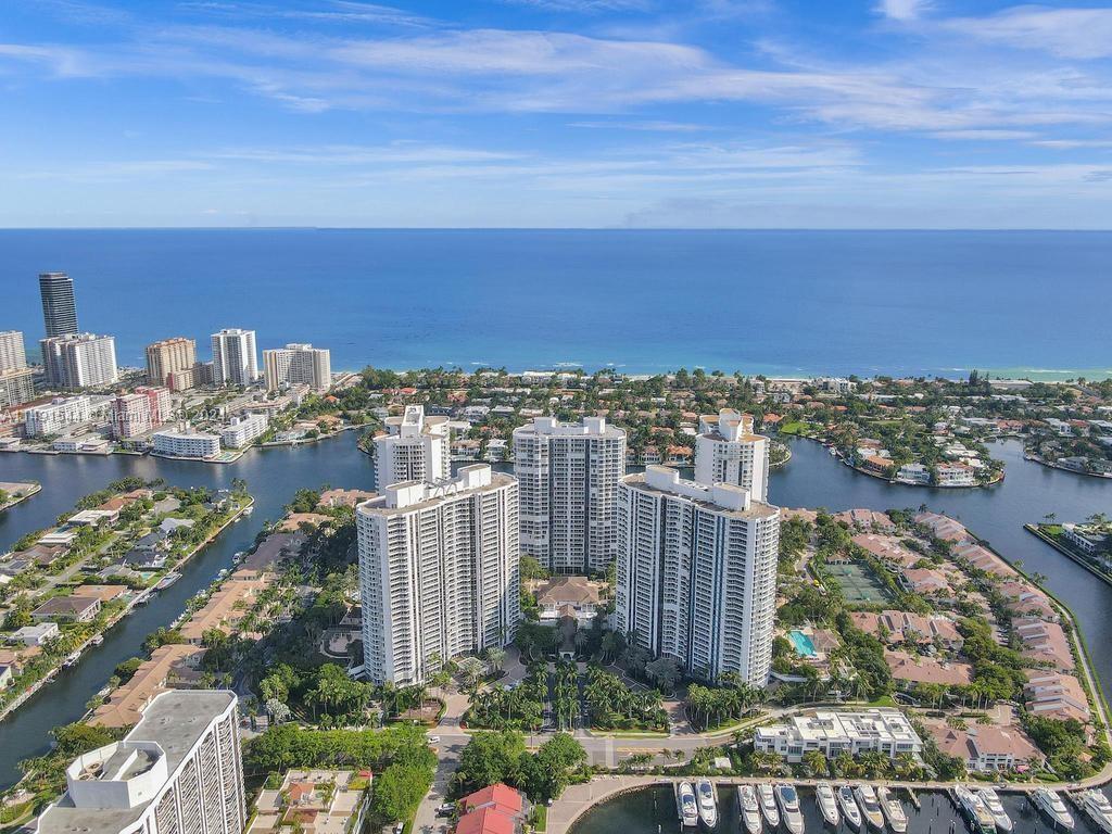 21050 Point Pl 901, Aventura, FL 33180, 3 Bedrooms Bedrooms, ,2 BathroomsBathrooms,Residential,For Sale,Point Pl,A11491544