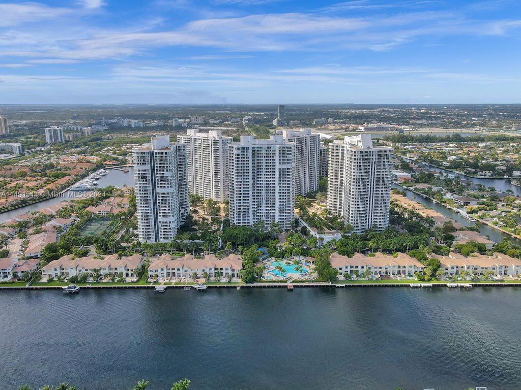 21050 Point Pl 901, Aventura, FL 33180, 3 Bedrooms Bedrooms, ,2 BathroomsBathrooms,Residential,For Sale,Point Pl,A11491544