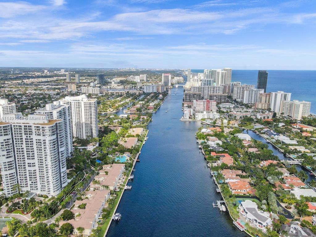 21050 Point Pl 901, Aventura, FL 33180, 3 Bedrooms Bedrooms, ,2 BathroomsBathrooms,Residential,For Sale,Point Pl,A11491544