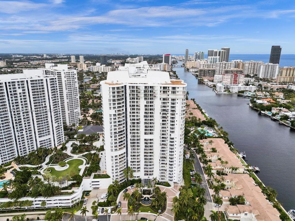 21050 Point Pl 901, Aventura, FL 33180, 3 Bedrooms Bedrooms, ,2 BathroomsBathrooms,Residential,For Sale,Point Pl,A11491544
