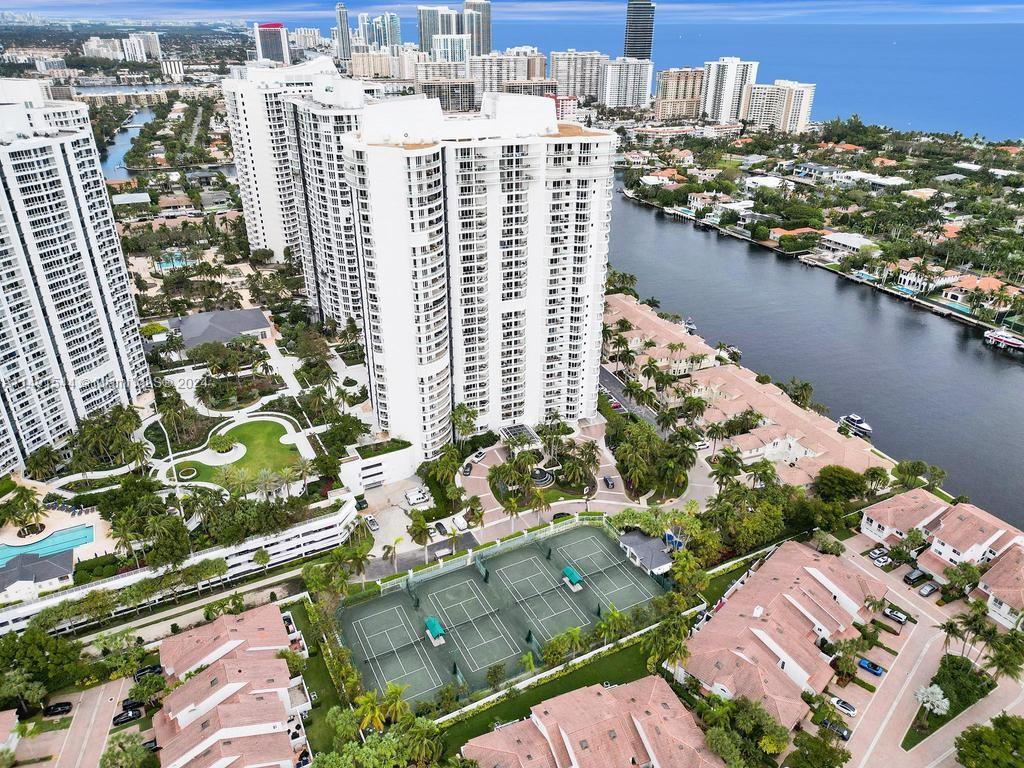 21050 Point Pl 901, Aventura, FL 33180, 3 Bedrooms Bedrooms, ,2 BathroomsBathrooms,Residential,For Sale,Point Pl,A11491544