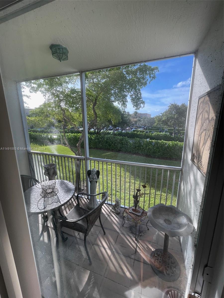 7775 Southampton Ter 215, Tamarac, Florida 33321, 2 Bedrooms Bedrooms, ,2 BathroomsBathrooms,Residential,For Sale,7775 Southampton Ter 215,A11491093