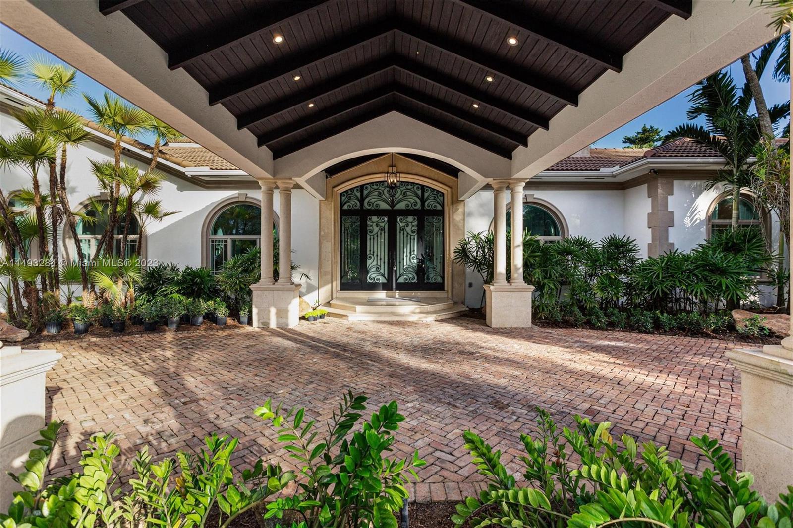 11025 62nd Ave, Pinecrest, FL, 33156 United States, 7 Bedrooms Bedrooms, ,6 BathroomsBathrooms,Residential,For Sale,62nd Ave,A11493284