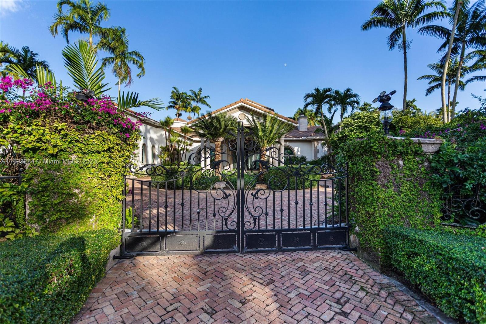 11025 62nd Ave, Pinecrest, FL, 33156 United States, 7 Bedrooms Bedrooms, ,6 BathroomsBathrooms,Residential,For Sale,62nd Ave,A11493284