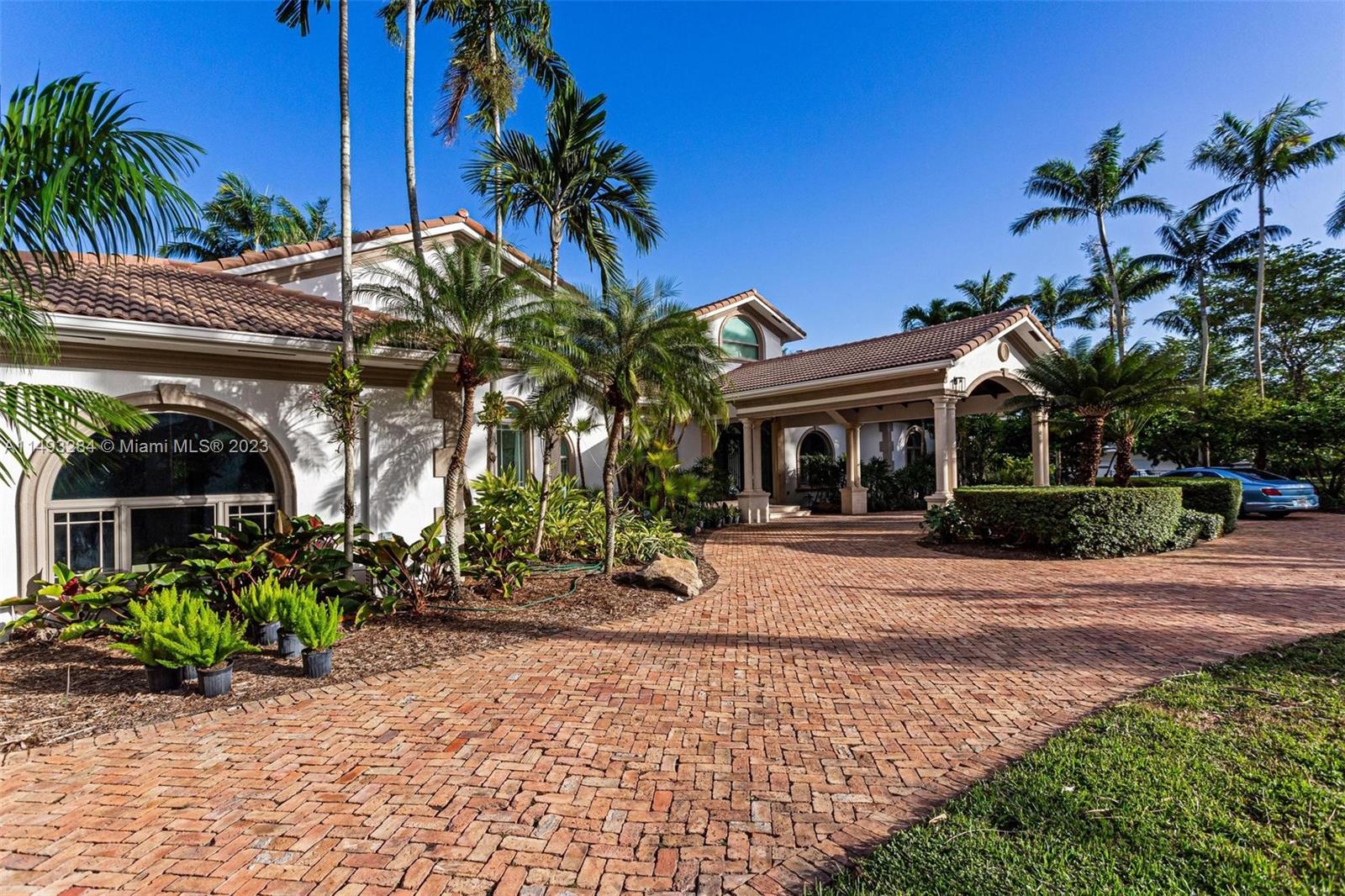 11025 62nd Ave, Pinecrest, FL, 33156 United States, 7 Bedrooms Bedrooms, ,6 BathroomsBathrooms,Residential,For Sale,62nd Ave,A11493284