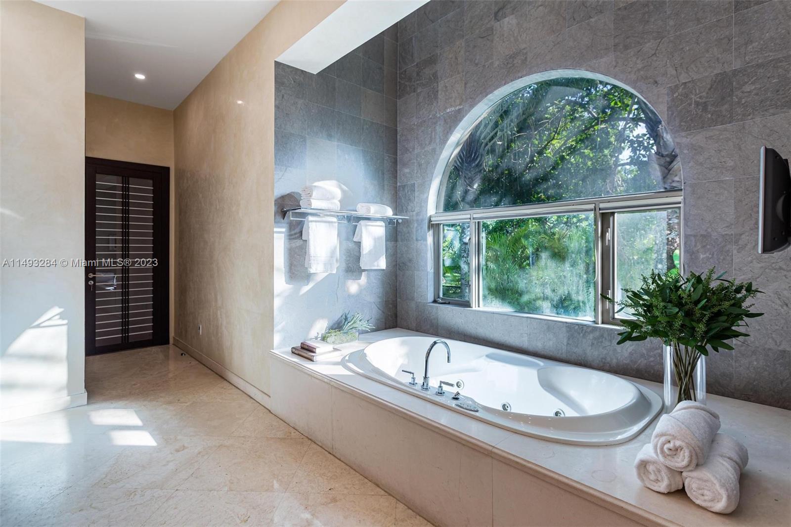 11025 62nd Ave, Pinecrest, FL, 33156 United States, 7 Bedrooms Bedrooms, ,6 BathroomsBathrooms,Residential,For Sale,62nd Ave,A11493284