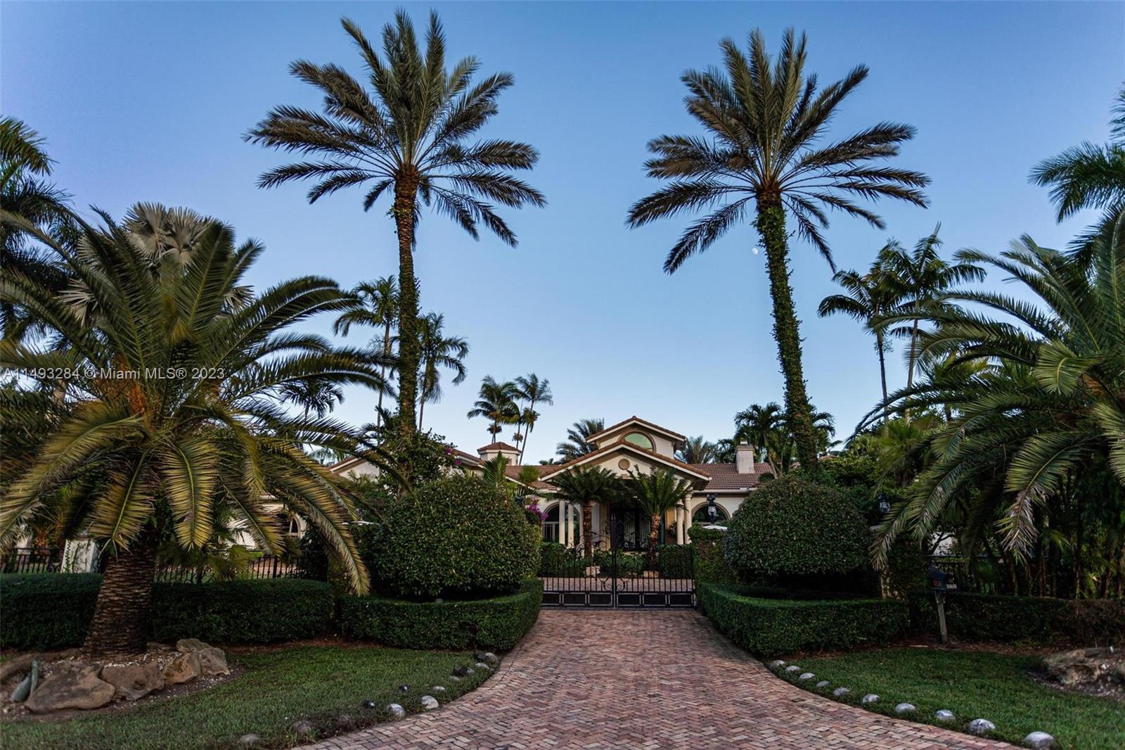 11025 62nd Ave, Pinecrest, FL, 33156 United States, 7 Bedrooms Bedrooms, ,6 BathroomsBathrooms,Residential,For Sale,62nd Ave,A11493284