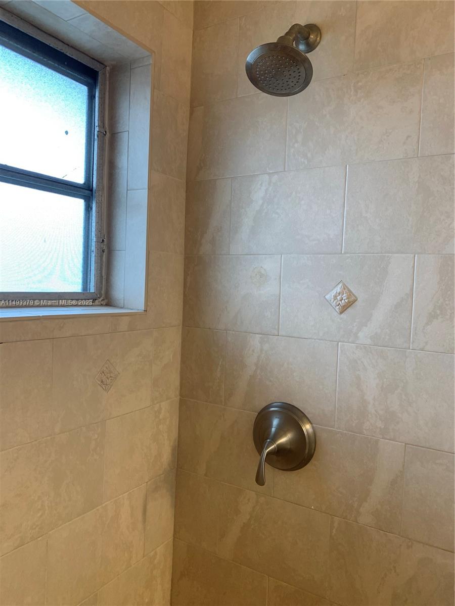 1100 Atlantic Shores Blvd 412, Hallandale Beach, Florida 33009, 1 Bedroom Bedrooms, ,1 BathroomBathrooms,Residentiallease,For Rent,1100 Atlantic Shores Blvd 412,A11493379