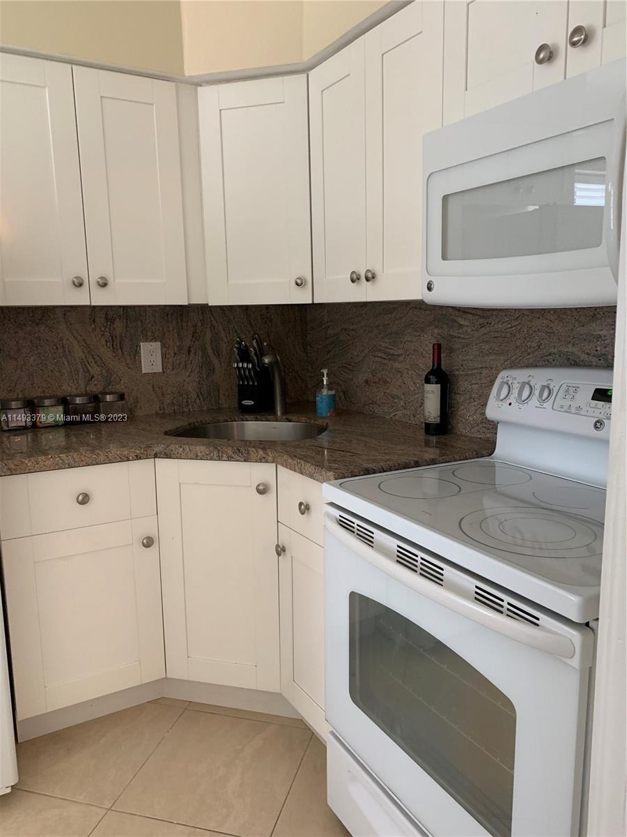 1100 Atlantic Shores Blvd 412, Hallandale Beach, Florida 33009, 1 Bedroom Bedrooms, ,1 BathroomBathrooms,Residentiallease,For Rent,1100 Atlantic Shores Blvd 412,A11493379