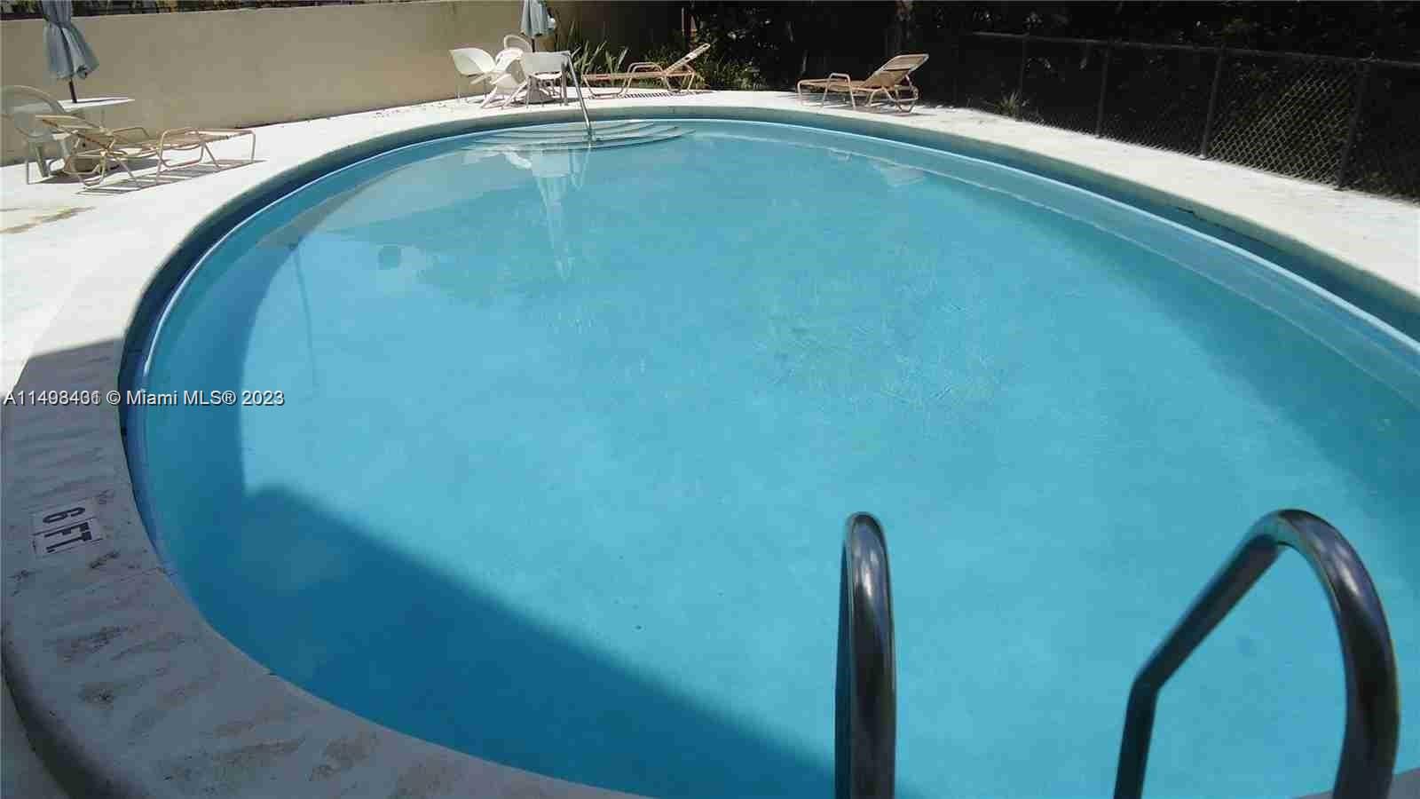 12590 NE 16th Ave 303, North Miami, Florida 33161, 1 Bedroom Bedrooms, ,1 BathroomBathrooms,Residential,For Sale,12590 NE 16th Ave 303,A11493431