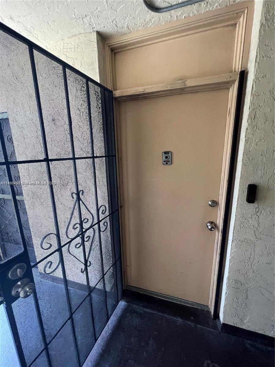 12590 NE 16th Ave 303, North Miami, Florida 33161, 1 Bedroom Bedrooms, ,1 BathroomBathrooms,Residential,For Sale,12590 NE 16th Ave 303,A11493431