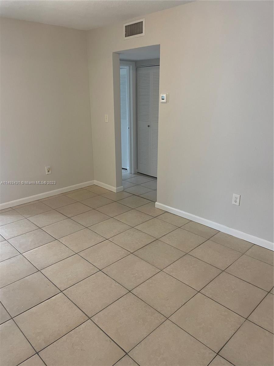 12590 NE 16th Ave 303, North Miami, Florida 33161, 1 Bedroom Bedrooms, ,1 BathroomBathrooms,Residential,For Sale,12590 NE 16th Ave 303,A11493431