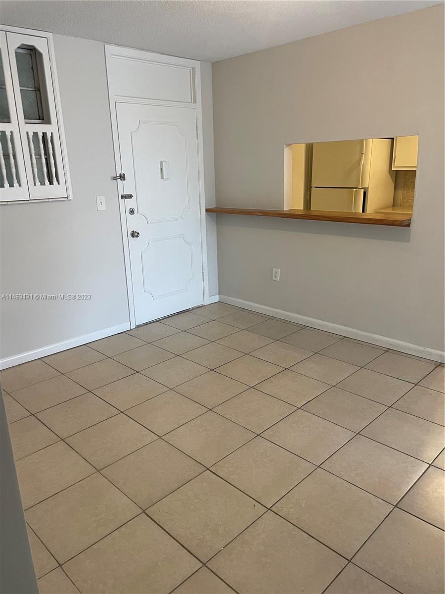 12590 NE 16th Ave 303, North Miami, Florida 33161, 1 Bedroom Bedrooms, ,1 BathroomBathrooms,Residential,For Sale,12590 NE 16th Ave 303,A11493431