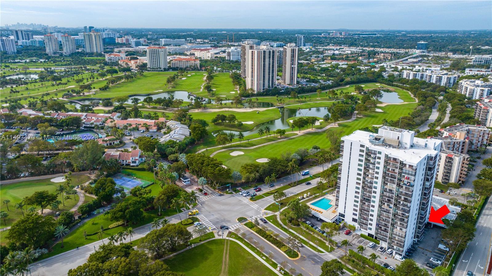 3375 Country Club Dr, Aventura, FL, 33180 United States, 1 Bedroom Bedrooms, ,1 BathroomBathrooms,Residential,For Sale,Country Club Dr,A11493470