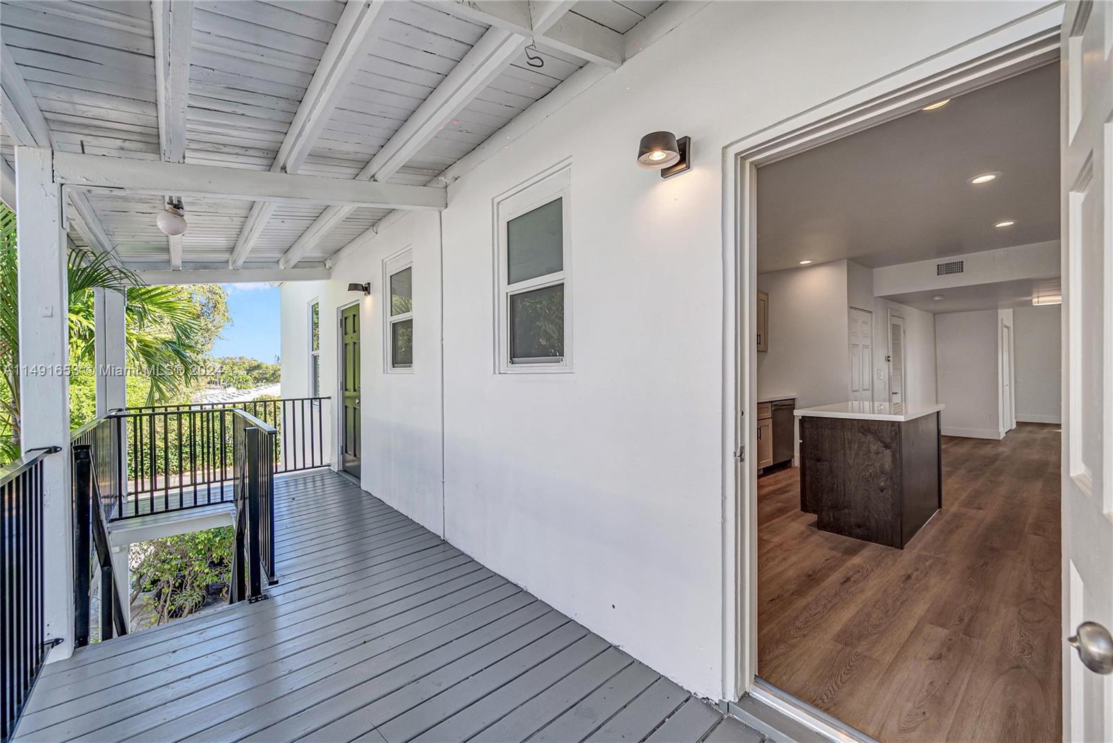 893 NE 81st St 2, Miami, Florida 33138, 2 Bedrooms Bedrooms, ,1 BathroomBathrooms,Residentiallease,For Rent,893 NE 81st St 2,A11491653