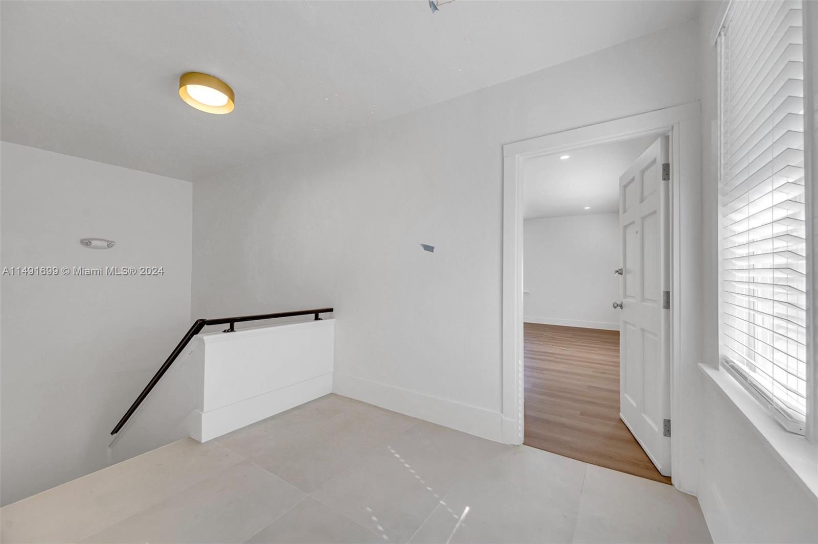 893 NE 81st St 3, Miami, Florida 33138, 2 Bedrooms Bedrooms, ,1 BathroomBathrooms,Residentiallease,For Rent,893 NE 81st St 3,A11491699