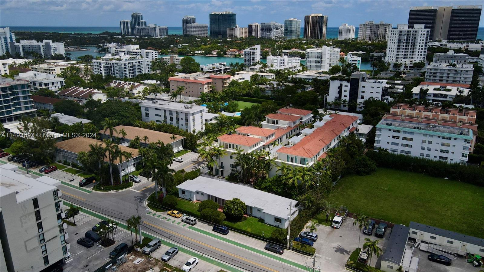 9761 Bay Harbor Dr, Bay Harbor Islands, FL, 33154 United States, 6 Bedrooms Bedrooms, ,4 BathroomsBathrooms,Residential,For Sale,Bay Harbor Dr,A11493692