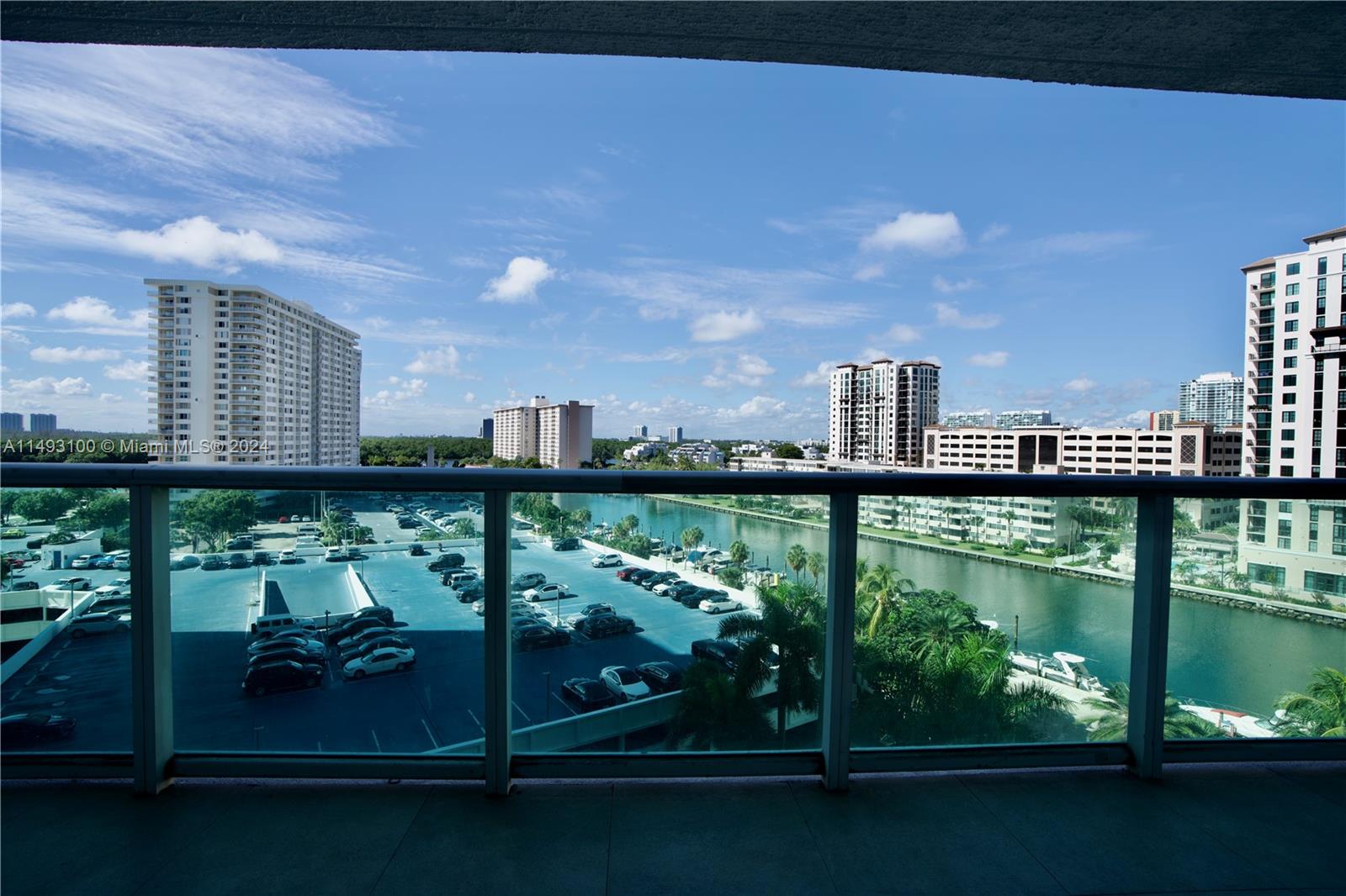 100 Bayview Dr 803, Sunny Isles Beach, Florida 33160, 2 Bedrooms Bedrooms, ,2 BathroomsBathrooms,Residentiallease,For Rent,100 Bayview Dr 803,A11493100