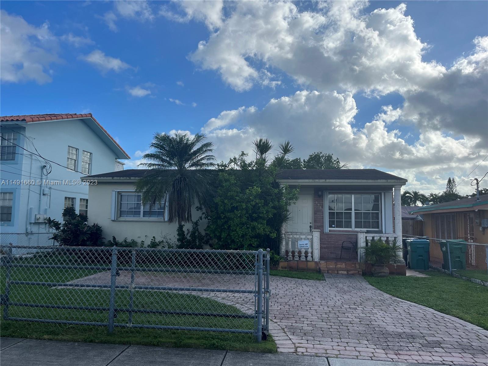 8928 SW 36th St  For Sale A11491660, FL