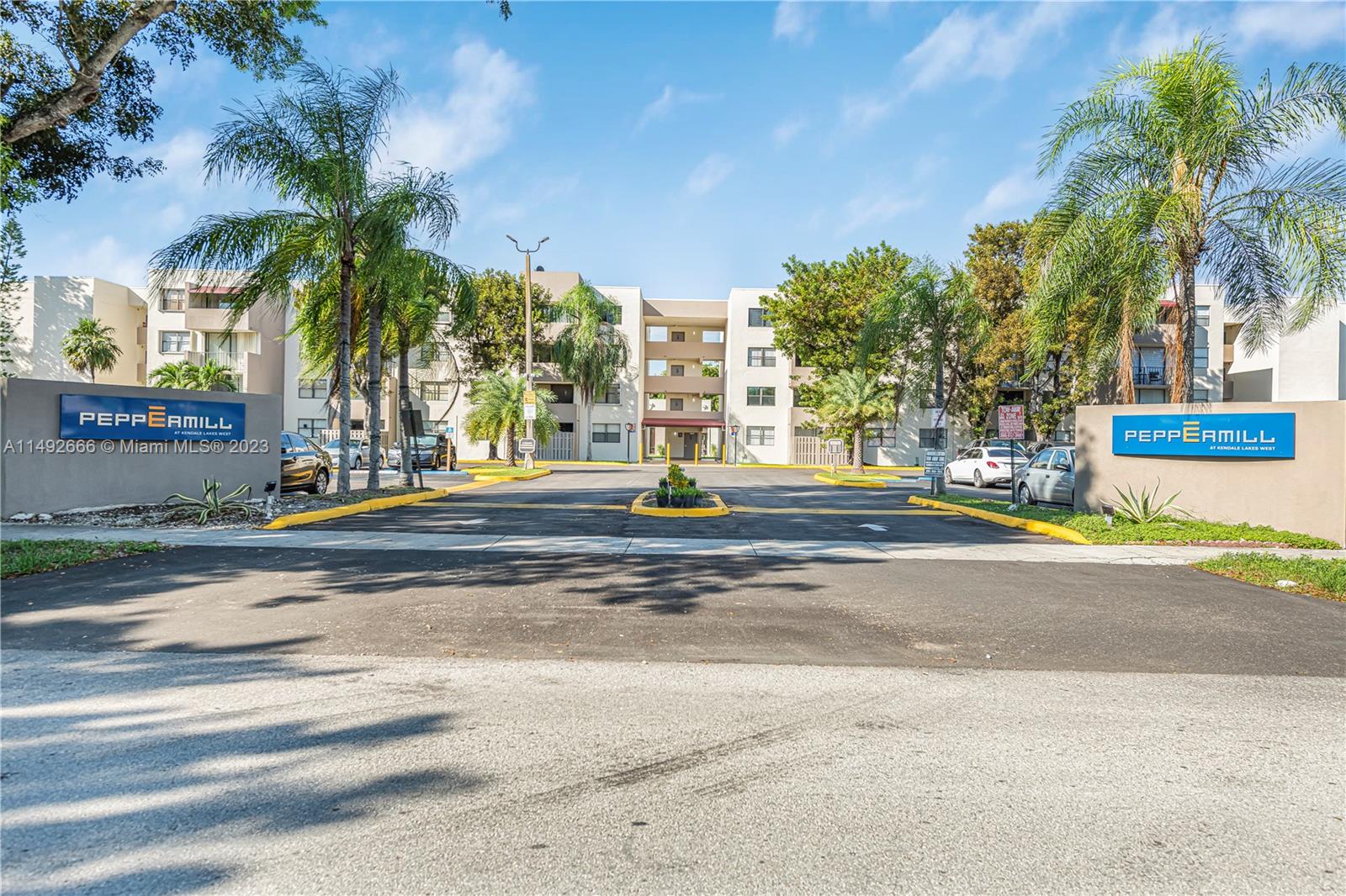 8004 SW 149th Ave C403, Miami, Florida 33193, 2 Bedrooms Bedrooms, ,2 BathroomsBathrooms,Residential,For Sale,8004 SW 149th Ave C403,A11492666