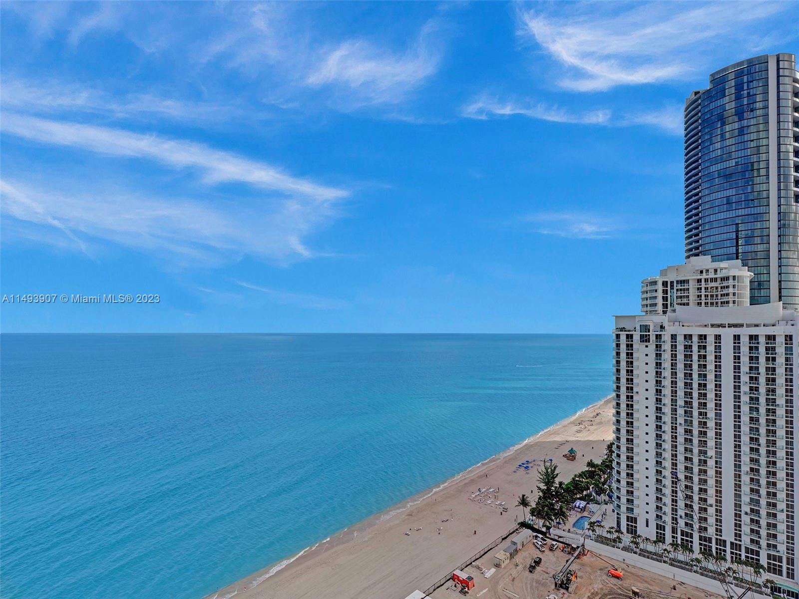 Highly updated 2 Bedrooms, 2 Baths condo in Sunny Isles Beach with spectacular ocean views and beach access.
Freshly painted, new lighting and shades. For showings please call listing agent.