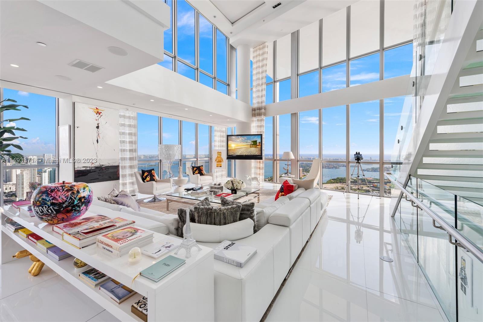1100 Biscayne Blvd, Miami, FL, 33132 United States, 4 Bedrooms Bedrooms, ,5 BathroomsBathrooms,Residential,For Sale,Biscayne Blvd,A11493371