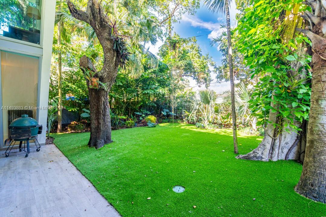 3861 Kumquat Ave, Miami, FL, 33133 United States, 5 Bedrooms Bedrooms, ,6 BathroomsBathrooms,Residential,For Sale,Kumquat Ave,A11493883