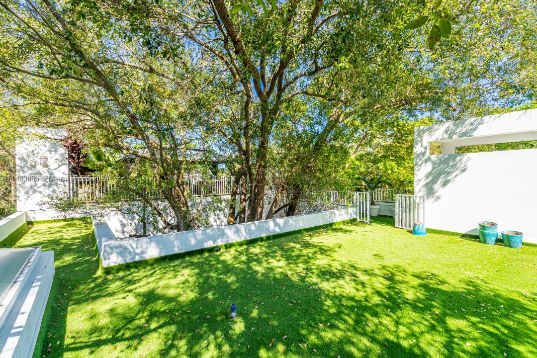 3861 Kumquat Ave, Miami, FL, 33133 United States, 5 Bedrooms Bedrooms, ,6 BathroomsBathrooms,Residential,For Sale,Kumquat Ave,A11493883