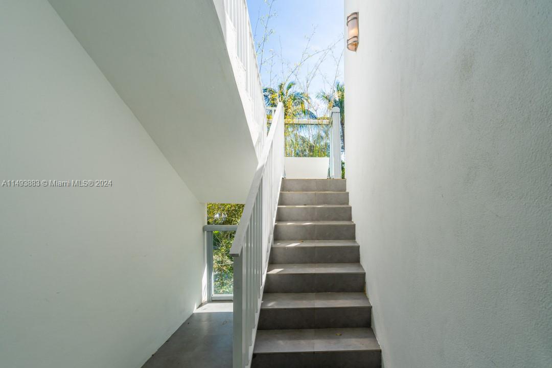 3861 Kumquat Ave, Miami, FL, 33133 United States, 5 Bedrooms Bedrooms, ,6 BathroomsBathrooms,Residential,For Sale,Kumquat Ave,A11493883