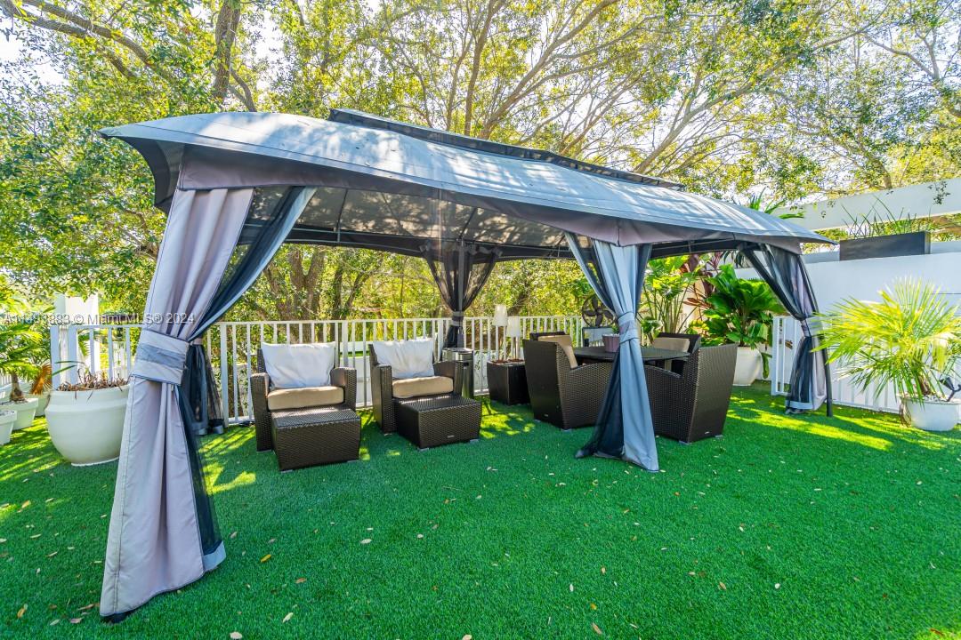 3861 Kumquat Ave, Miami, FL, 33133 United States, 5 Bedrooms Bedrooms, ,6 BathroomsBathrooms,Residential,For Sale,Kumquat Ave,A11493883