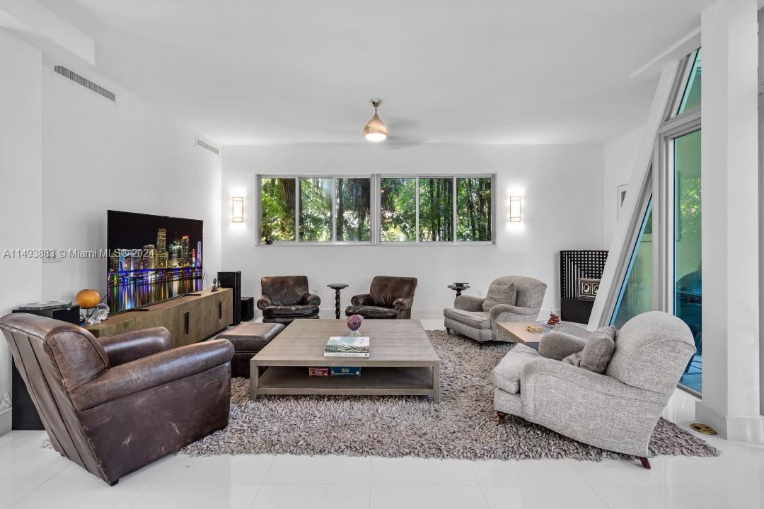 3861 Kumquat Ave, Miami, FL, 33133 United States, 5 Bedrooms Bedrooms, ,6 BathroomsBathrooms,Residential,For Sale,Kumquat Ave,A11493883