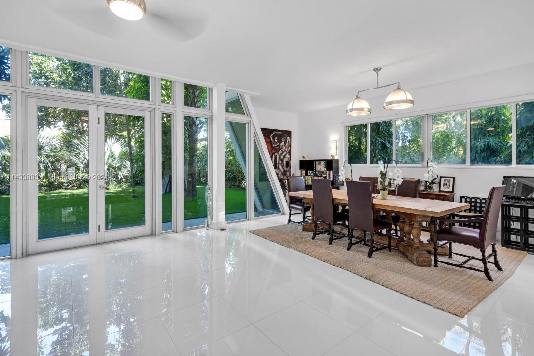 3861 Kumquat Ave, Miami, FL, 33133 United States, 5 Bedrooms Bedrooms, ,6 BathroomsBathrooms,Residential,For Sale,Kumquat Ave,A11493883