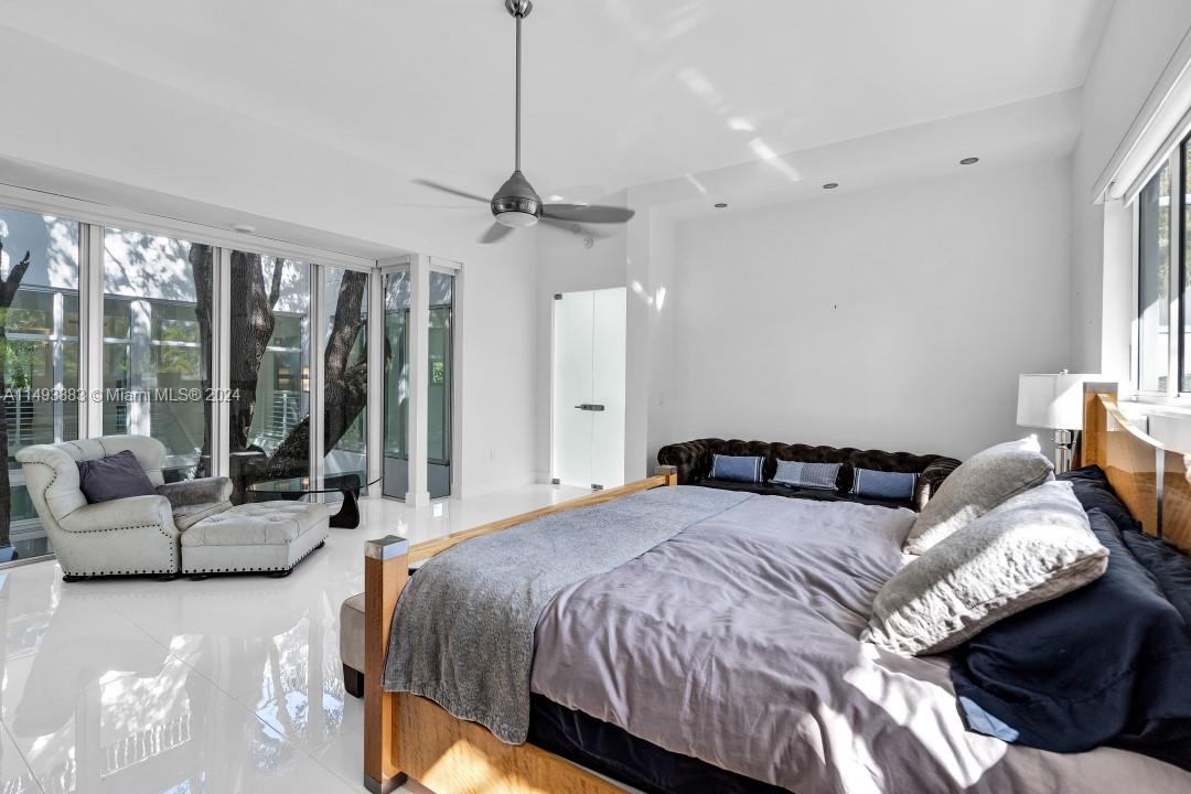 3861 Kumquat Ave, Miami, FL, 33133 United States, 5 Bedrooms Bedrooms, ,6 BathroomsBathrooms,Residential,For Sale,Kumquat Ave,A11493883