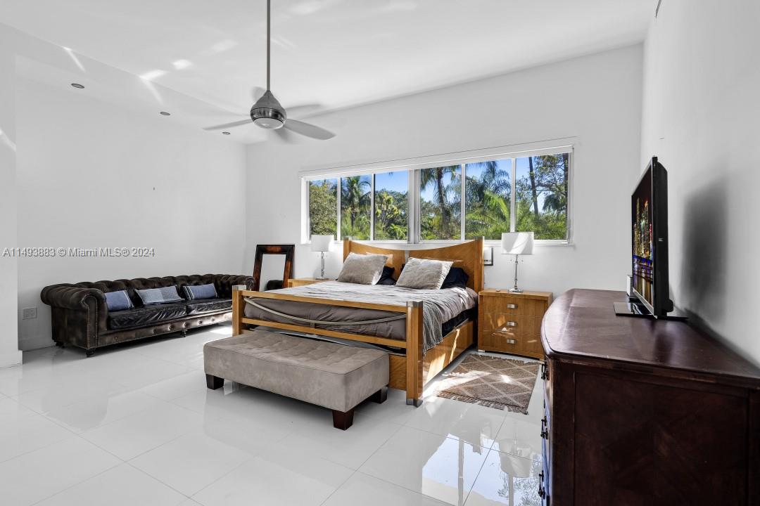 3861 Kumquat Ave, Miami, FL, 33133 United States, 5 Bedrooms Bedrooms, ,6 BathroomsBathrooms,Residential,For Sale,Kumquat Ave,A11493883