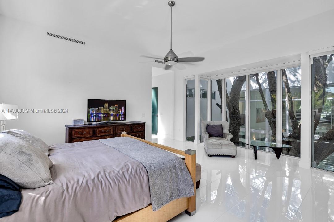 3861 Kumquat Ave, Miami, FL, 33133 United States, 5 Bedrooms Bedrooms, ,6 BathroomsBathrooms,Residential,For Sale,Kumquat Ave,A11493883