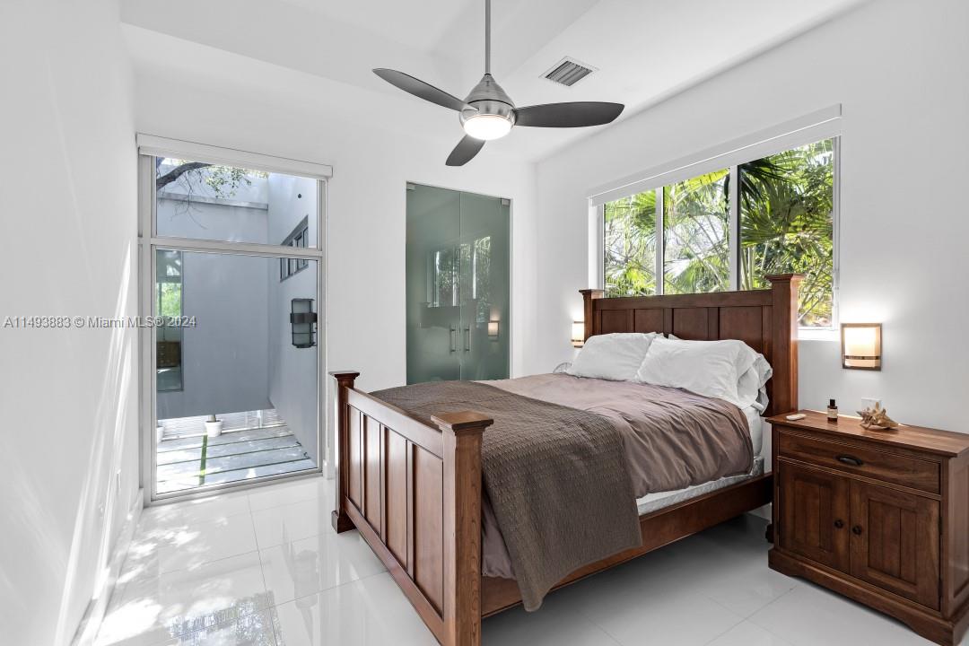 3861 Kumquat Ave, Miami, FL, 33133 United States, 5 Bedrooms Bedrooms, ,6 BathroomsBathrooms,Residential,For Sale,Kumquat Ave,A11493883