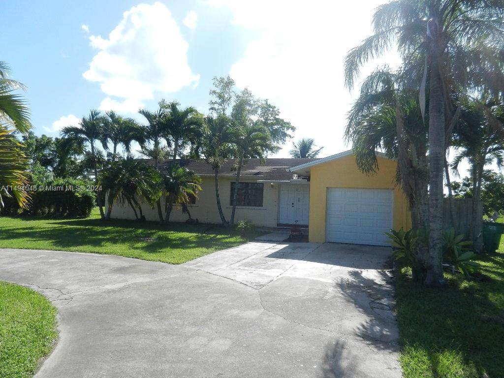 24190 SW 207th Ave  For Sale A11494048, FL
