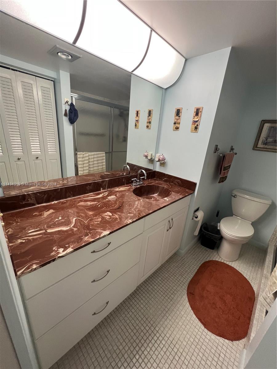 1038 Hythe C, Boca Raton, FL, 33434 United States, 2 Bedrooms Bedrooms, ,2 BathroomsBathrooms,Residential,For Sale,Hythe C,A11494015